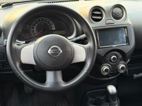 NISSAN March 1.6 16V 4P SR FLEX, Foto 11