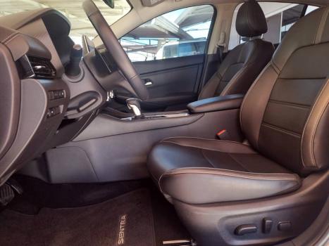 NISSAN Sentra 2.0 16V 4P AUTOM�TICO CVT, Foto 4