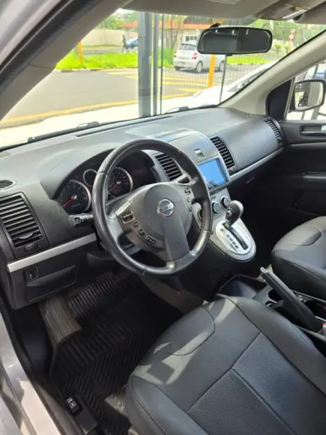 NISSAN Sentra 2.0 16V 4P S AUTOMÁTICO CVT, Foto 6