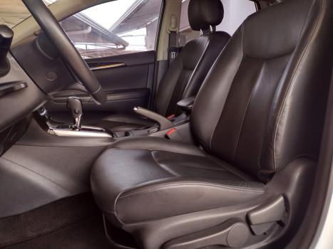 NISSAN Sentra 2.0 16V 4P SV FLEX AUTOMÁTICO CVT, Foto 4