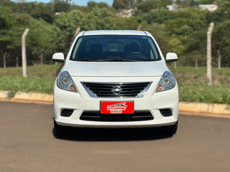 NISSAN Versa Sedan 1.6 16V 4P FLEX SV, Foto 1