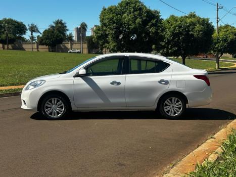NISSAN Versa Sedan 1.6 16V 4P FLEX SV, Foto 15