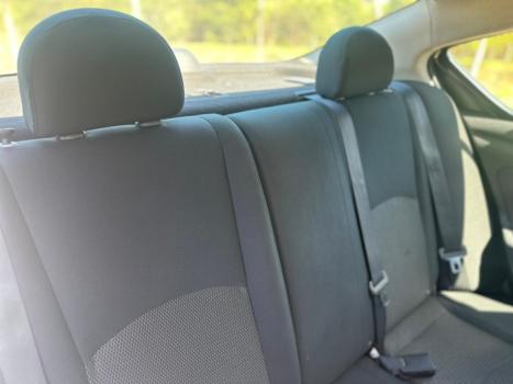 NISSAN Versa Sedan 1.6 16V 4P FLEX SV, Foto 18