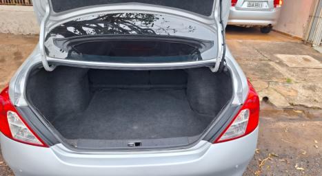 NISSAN Versa Sedan 1.6 16V 4P FLEX SL, Foto 8 NISSAN Versa Sedan 1.6 16V 4P FLEX SL, Foto 8