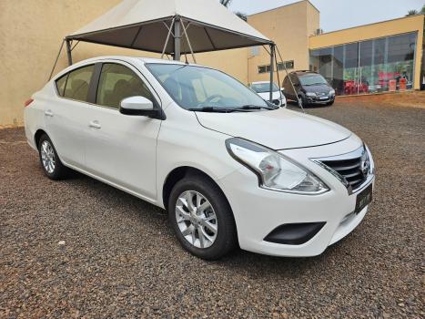 NISSAN Versa Sedan 1.6 16V 4P FLEX SV, Foto 2