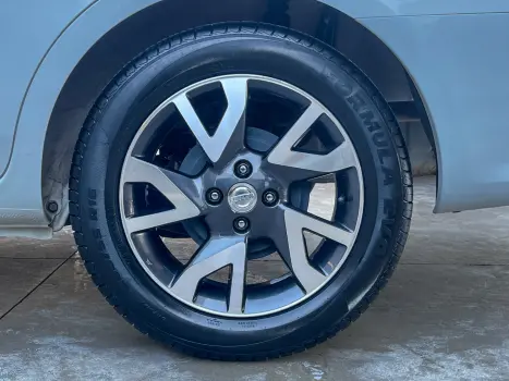 NISSAN Versa Sedan 1.6 16V 4P UNIQUE FLEX XTRONIC AUTOM�TICO CVT, Foto 11