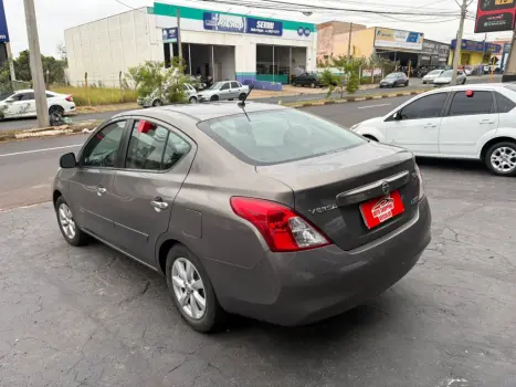 NISSAN Versa Sedan 1.6 16V 4P FLEX SL, Foto 3