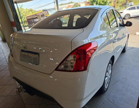 NISSAN Versa Sedan 1.0 4P FLEX, Foto 4