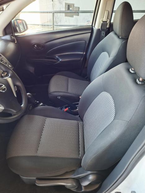 NISSAN Versa Sedan 1.0 4P FLEX, Foto 7