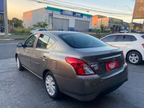 NISSAN Versa Sedan 1.6 16V 4P FLEX S, Foto 4