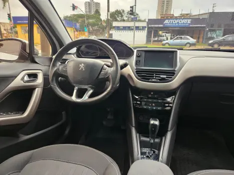 PEUGEOT 208 1.6 16V 4P FLEX GRIFFE AT6 AUTOM�TICO, Foto 9