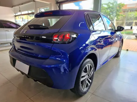 PEUGEOT 208 , Foto 3