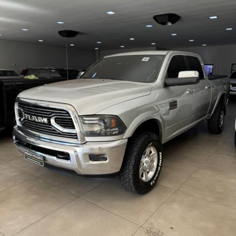 RAM 2500 6.7 I6 24V SLT CABINE DUPLA TURBO DIESEL LARAMIE 4X4 AUTOMÁTICO, Foto 4 RAM 2500 6.7 I6 24V SLT CABINE DUPLA TURBO DIESEL LARAMIE 4X4 AUTOMÁTICO, Foto 4