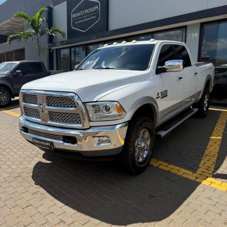 RAM 2500 6.7 I6 24V SLT CABINE DUPLA TURBO DIESEL LARAMIE 4X4 AUTOM�TICO, Foto 3