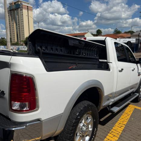 RAM 2500 6.7 I6 24V SLT CABINE DUPLA TURBO DIESEL LARAMIE 4X4 AUTOM�TICO, Foto 10