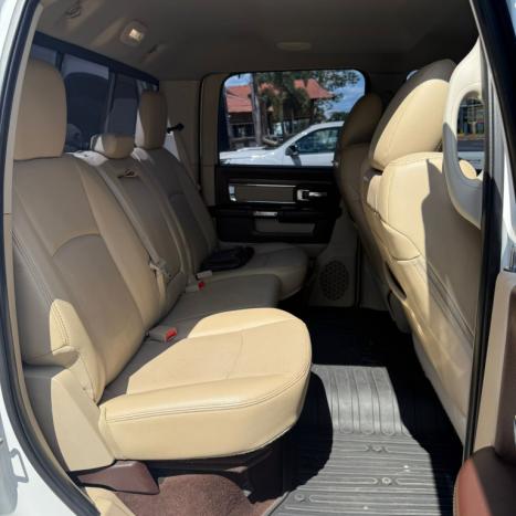 RAM 2500 6.7 I6 24V SLT CABINE DUPLA TURBO DIESEL LARAMIE 4X4 AUTOM�TICO, Foto 16