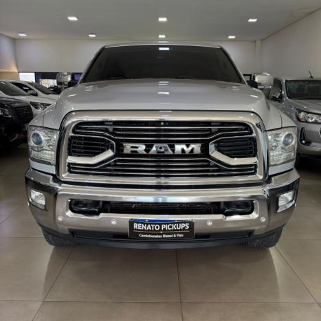 RAM 2500 6.7 I6 24V SLT CABINE DUPLA TURBO DIESEL LARAMIE 4X4 AUTOM�TICO, Foto 2