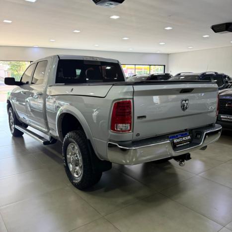 RAM 2500 6.7 I6 24V SLT CABINE DUPLA TURBO DIESEL LARAMIE 4X4 AUTOM�TICO, Foto 4