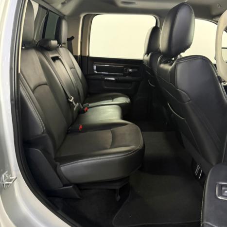 RAM 2500 6.7 I6 24V SLT CABINE DUPLA TURBO DIESEL LARAMIE 4X4 AUTOM�TICO, Foto 15