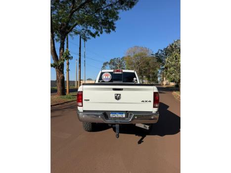 RAM 2500 6.7 I6 24V SLT CABINE DUPLA TURBO DIESEL LARAMIE 4X4 AUTOMÁTICO, Foto 2