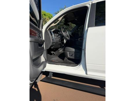 RAM 2500 6.7 I6 24V SLT CABINE DUPLA TURBO DIESEL LARAMIE 4X4 AUTOMÁTICO, Foto 3