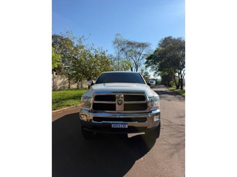 RAM 2500 6.7 I6 24V SLT CABINE DUPLA TURBO DIESEL LARAMIE 4X4 AUTOMÁTICO, Foto 12
