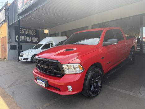RAM Classic 5.7 V8 32V 4P HEMI LARAMIE NIGHT EDITION AUTOM�TICO, Foto 2