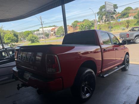 RAM Classic 5.7 V8 32V 4P HEMI LARAMIE NIGHT EDITION AUTOM�TICO, Foto 4