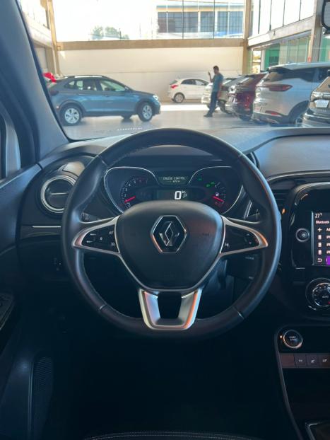 RENAULT Captur 1.3 16V 4P FLEX TCE INTENSE TURBO X-TRONIC AUTOM�TICO CVT, Foto 7
