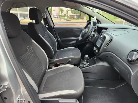 RENAULT Captur 1.6 16V 4P SCE ZEN X-TRONIC AUTOM�TICO CVT, Foto 9