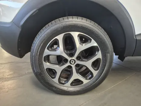 RENAULT Captur 2.0 16V 4P FLEX BOSE AUTOM�TICO, Foto 12