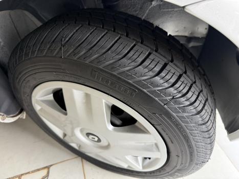 RENAULT Clio Hatch 1.0 16V HI FLEX CAMPUS, Foto 3