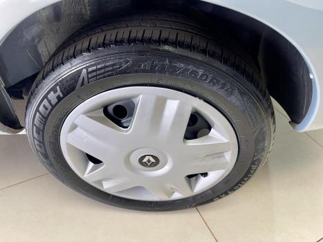 RENAULT Clio Sedan 1.0 16V 4P AUTHENTIQUE, Foto 11