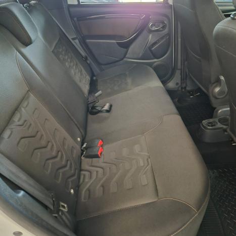 RENAULT Duster 1.6 16V 4P FLEX DYNAMIQUE AUTOM�TICO CVT, Foto 8