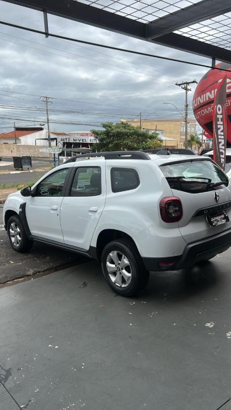 RENAULT Duster 1.6 16V 4P FLEX SCE AUTHENTIQUE X-TRONIC AUTOM�TICO, Foto 2