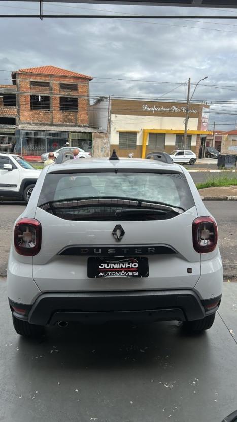 RENAULT Duster 1.6 16V 4P FLEX SCE AUTHENTIQUE X-TRONIC AUTOM�TICO, Foto 4