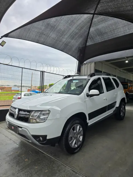 RENAULT Duster 1.6 16V 4P FLEX DYNAMIQUE, Foto 2