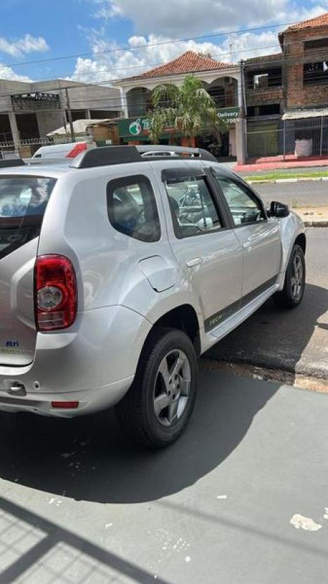 RENAULT Duster 2.0 16V 4P FLEX DYNAMIQUE, Foto 2