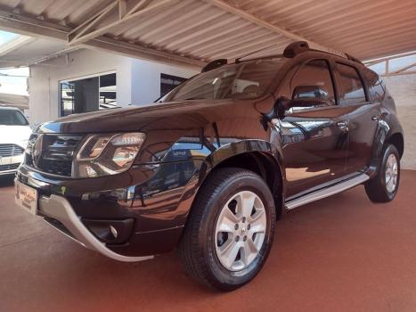 RENAULT Duster 2.0 16V 4P FLEX DYNAMIQUE AUTOM�TICO, Foto 3