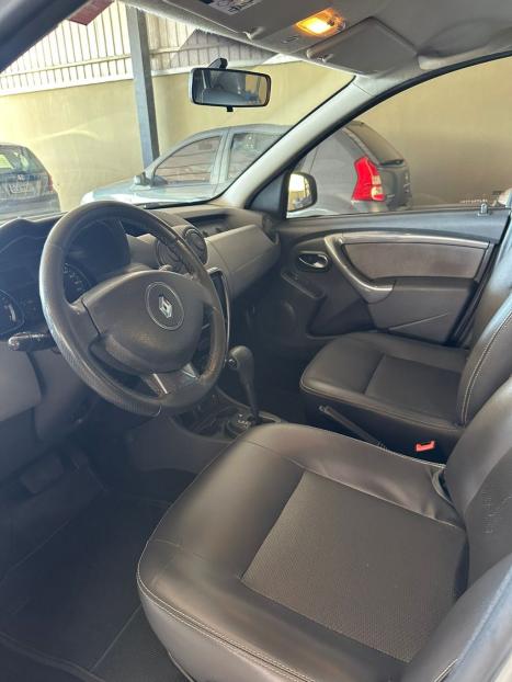 RENAULT Duster 2.0 16V 4P FLEX TECH ROAD AUTOM�TICO, Foto 8