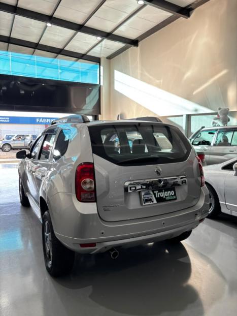 RENAULT Duster 2.0 16V 4P FLEX DYNAMIQUE AUTOM�TICO, Foto 5