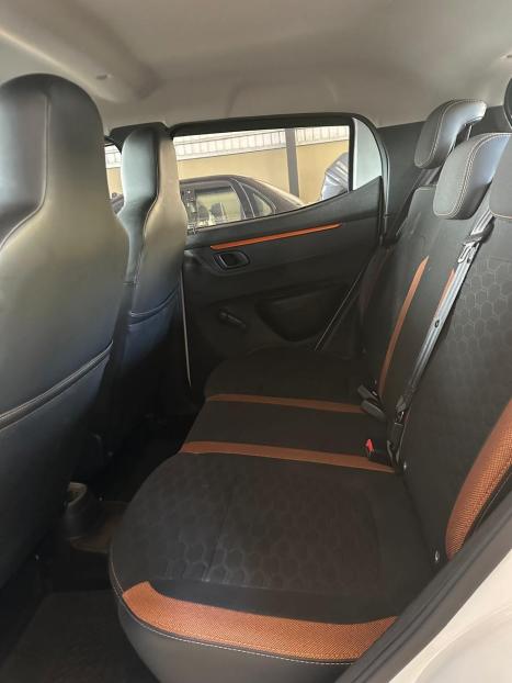 RENAULT Kwid 1.0 12V 4P SCE FLEX OUTSIDER, Foto 8 RENAULT Kwid 1.0 12V 4P SCE FLEX OUTSIDER, Foto 8