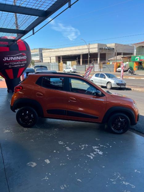 RENAULT Kwid 1.0 12V 4P SCE FLEX OUTSIDER, Foto 9