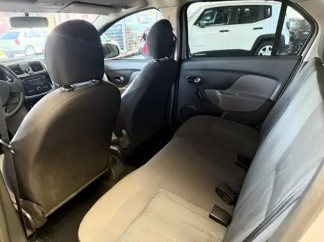 RENAULT Logan 1.6 4P FLEX EXPRESSION, Foto 8