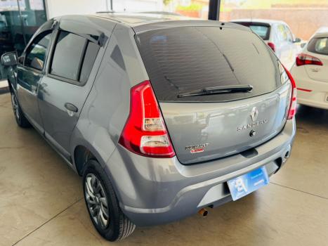 RENAULT Sandero 1.0 16V 4P FLEX EXPRESSION, Foto 6