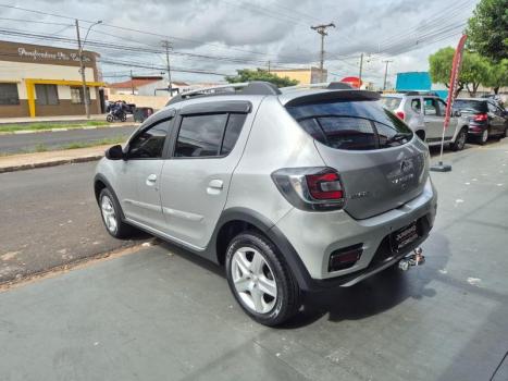 RENAULT Sandero 1.0 12V 4P FLEX SCE AUTHENTIQUE, Foto 5