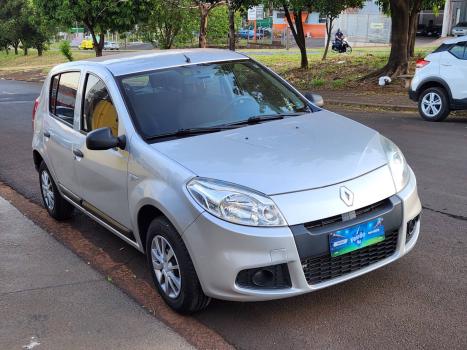 RENAULT Sandero 1.0 4P FLEX AUTHENTIQUE, Foto 1