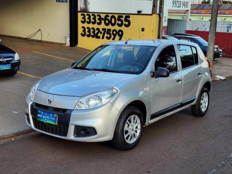 RENAULT Sandero 1.0 4P FLEX AUTHENTIQUE, Foto 2
