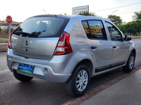 RENAULT Sandero 1.0 4P FLEX AUTHENTIQUE, Foto 7