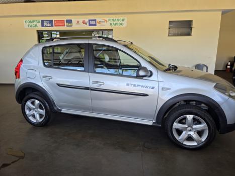 RENAULT Sandero 1.6 16V 4P FLEX STEPWAY, Foto 3 RENAULT Sandero 1.6 16V 4P FLEX STEPWAY, Foto 3